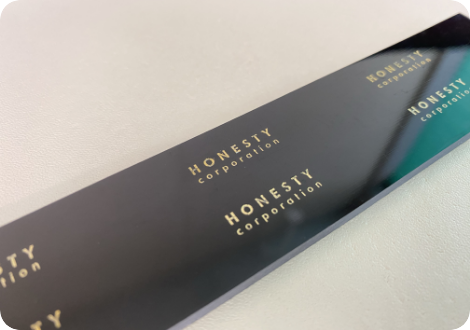 レーザー加工+色入れ加工